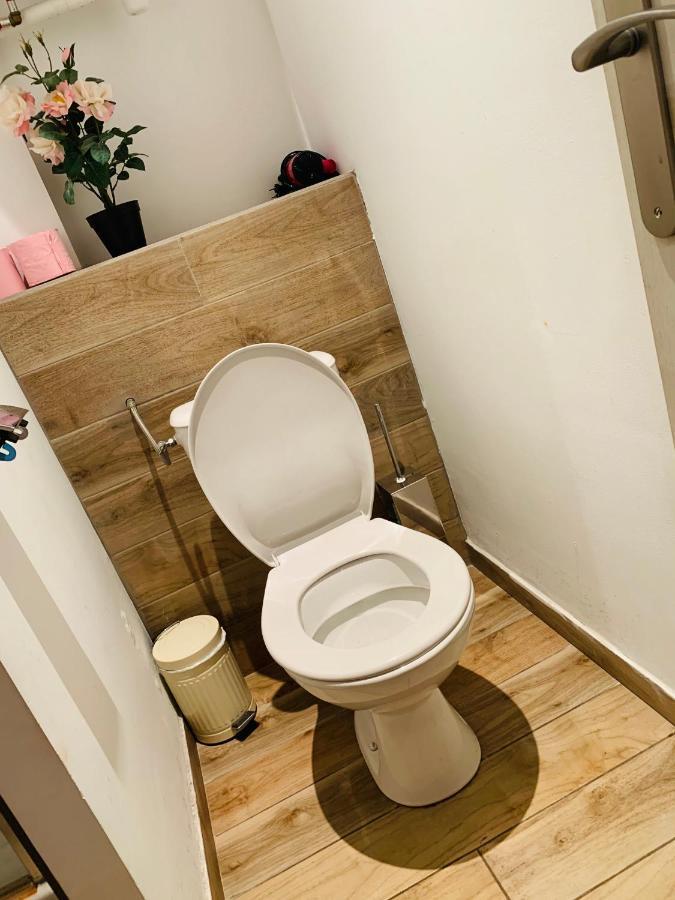 Zola Studio Fenetre Aveugle Aix-en-Provence Extérieur photo
